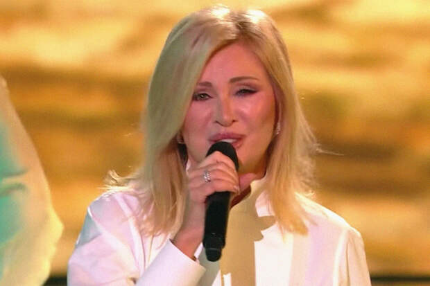 Певица Вика Цыганова баллотировалась в Госдуму по благословению батюшки