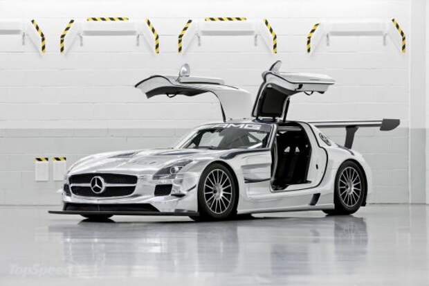 13. Mercedes-Benz-SLS-AM-2 в исполнении ателье AMG.jpg