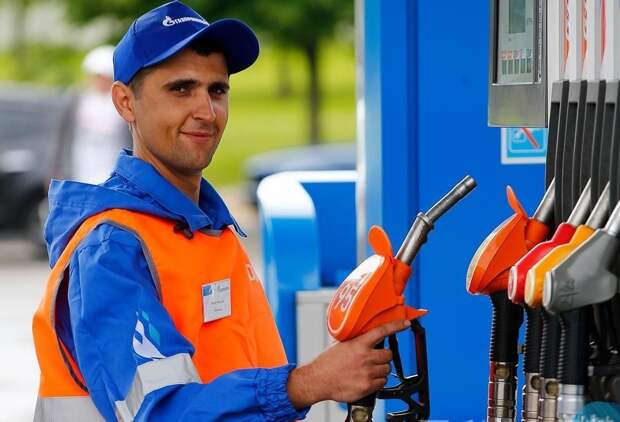 5 рублей с литра бензина - чего б так не жить!