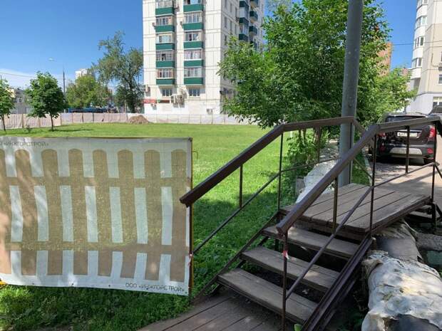 Демонтаж систем наружного теплоснабжения начался в Кузьминках после вмешательства Толстого
