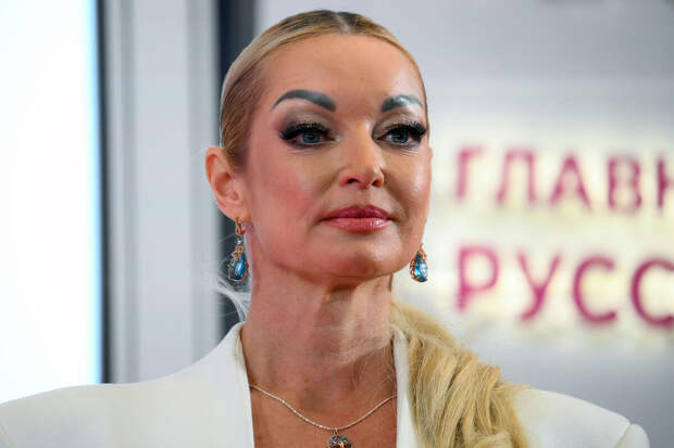 Балерина Волочкова заявила, что родственники не поддержали ее на фоне операции