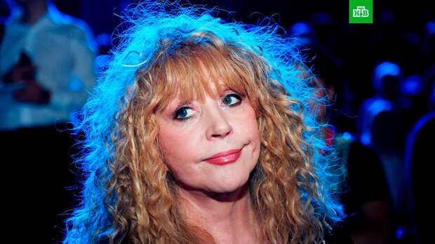 СМИ выяснили, каким автопарком владеет Пугачёва