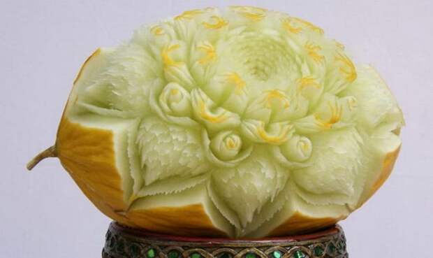 Резьба по фруктам и овощам Daniele Barresi