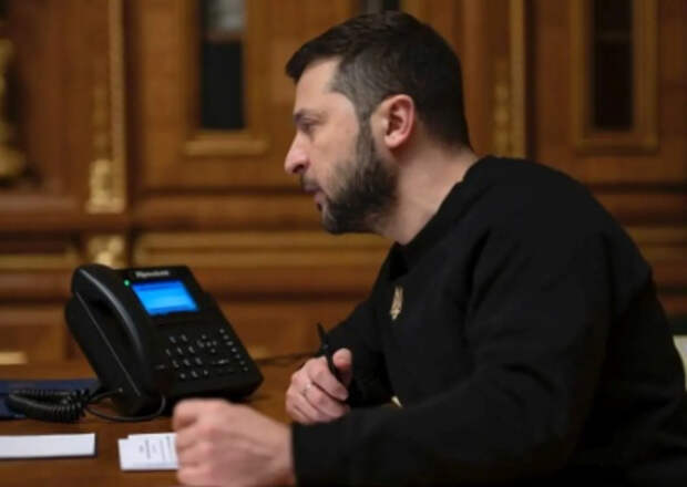 Зеленский пожаловался Трампу на атаки ВС РФ по украинским городам и требовал «мегасделку» по БПЛА Зеленский пожаловался Трампу на атаки ВС РФ по украинским городам и требовал «мегасделку» по БПЛА