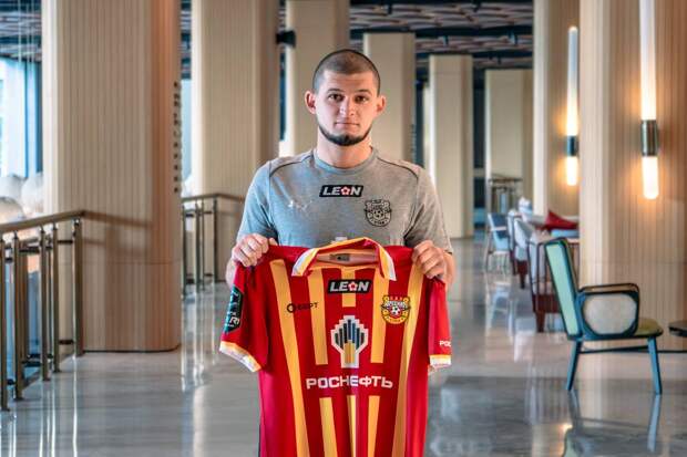 Аяз Гулиев подписал контракт с тульским "Арсеналом"