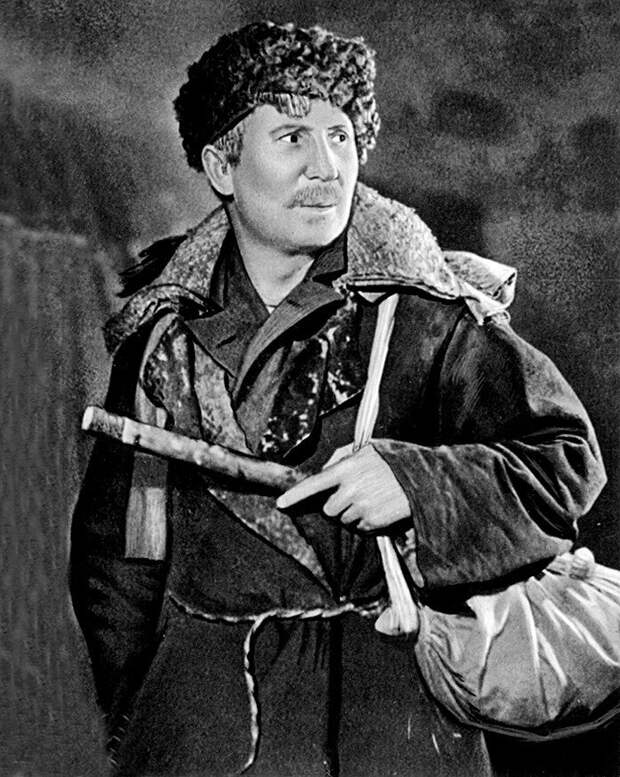 «Умеючи и ведьму бьют» Каким был в жизни весельчак Игнат из фильма «Александр Невский»