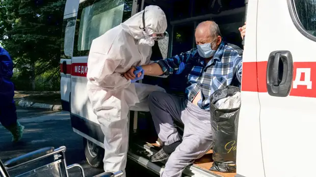 На Украине выявили 3615 случаев коронавируса за сутки