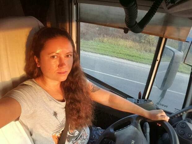 Когда надоело варить борщи: нелёгкая работа женщин-дальнобойщиц дальнобой, дальнобойшики, женщина водитель