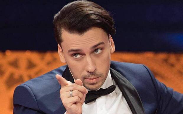 Это конечно еще не билет до России, но как минимум признание своей неправоты, пускай и в завуалированной, в юмористической форме.