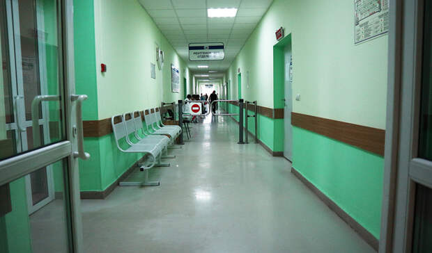 Cосисками с плесенью кормят детей в больнице Петрозаводска