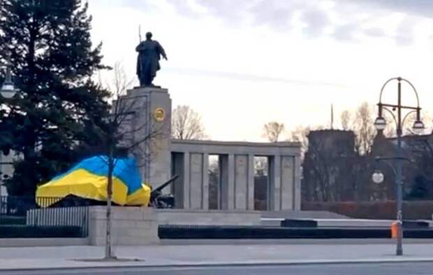 Посетивший Германию немец возмутился уровнем русофобии в стране