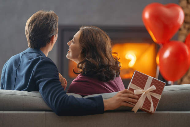 "КИОН Строки": книги стали самым популярным подарком на 14 февраля в России