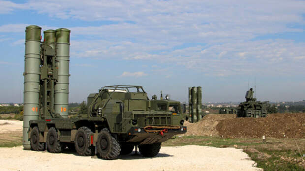 Израиль идет на обострение в Сирии: вступят ли в игру российские С-300 и С-400