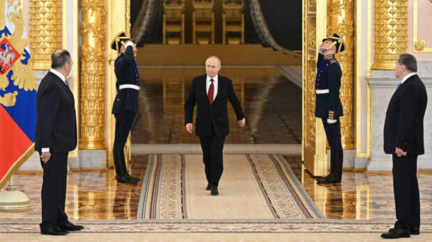 Песков: Кремль не получал от Эпштейна предложений о встрече с Путиным