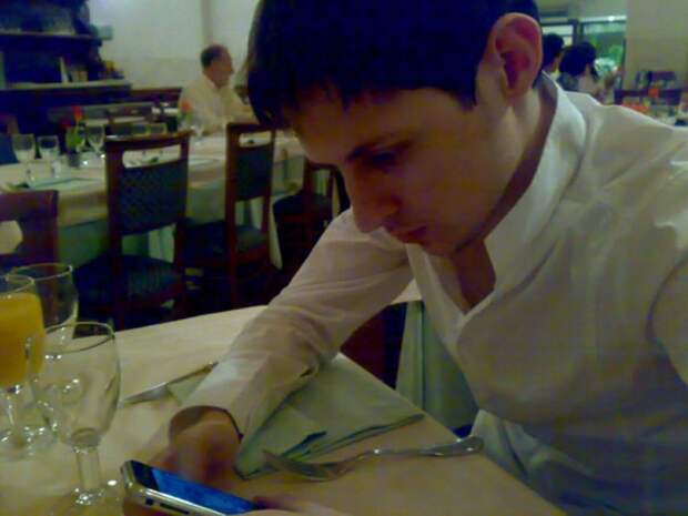 Жара в Дубае: хозяин Телеграм Павел Дуров потерял свой мобильный в ОАЭ