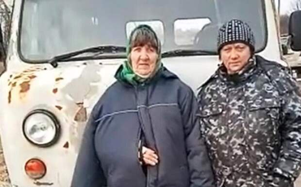 Две рязанских пенсионерки подарили бойцам СВО УАЗ