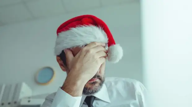 Психолог Крушинских назвала симптомы предновогоднего депрессивного состояния