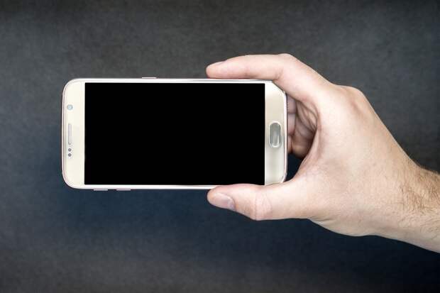 ФТС отчиталась о нарушениях при поставках смартфонов