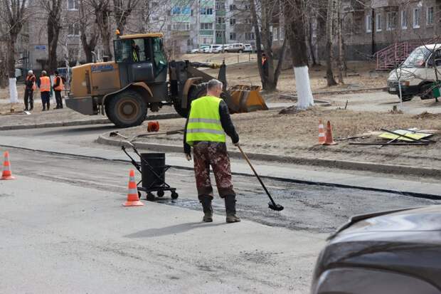 Мэр Братска: Ямочный ремонт пройдет на 70 улицах и участках дорог во всех районах