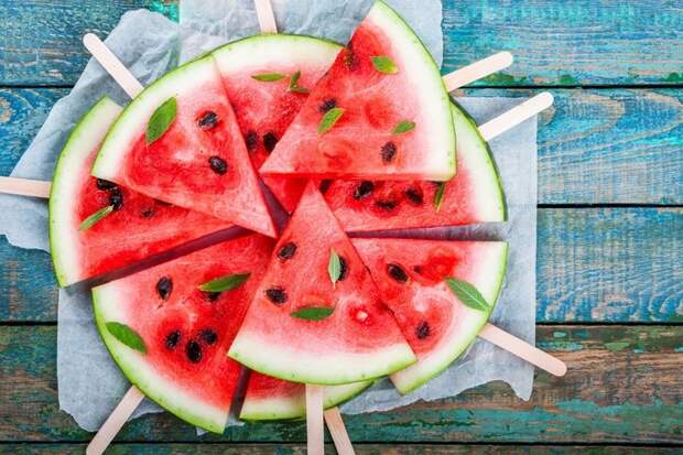 10 продуктов, которые помогают оставаться в форме