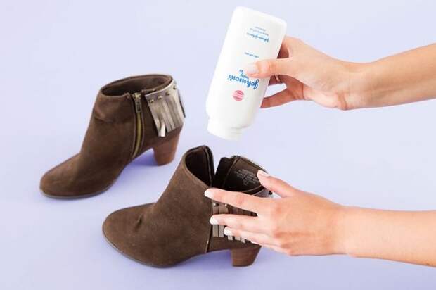 baby-powder-uses-9-700x466.jpg