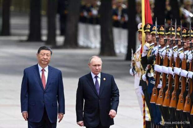 Путин прибыл с визитом в Китай, на Западе грызут локти