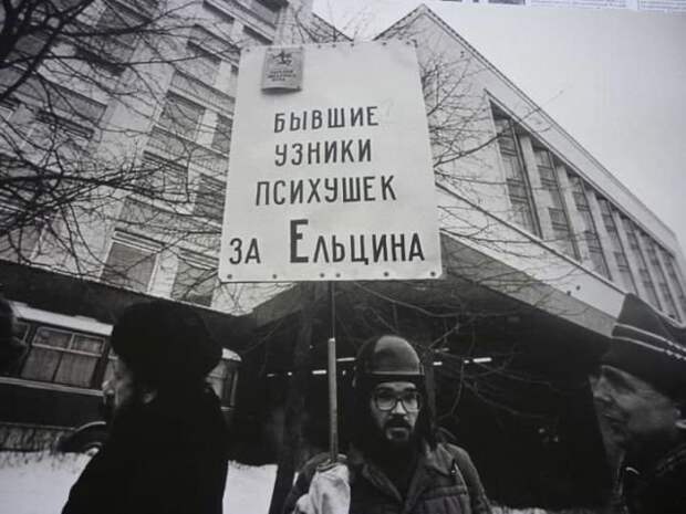 Подборка атмосферных кадров из 90-х