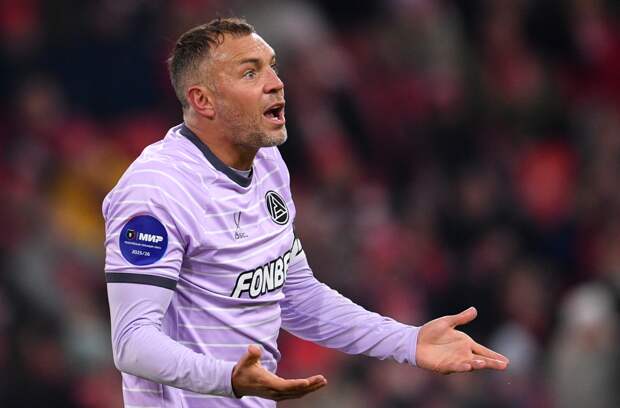 Владелец «Акрона» упрекнул Дзюбу за высказывания в СМИ