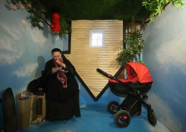 Поиздевались, посоветовав прокипятить телефон: мошенники вынудили бабушку-краснодарку отдать больше 5 млн