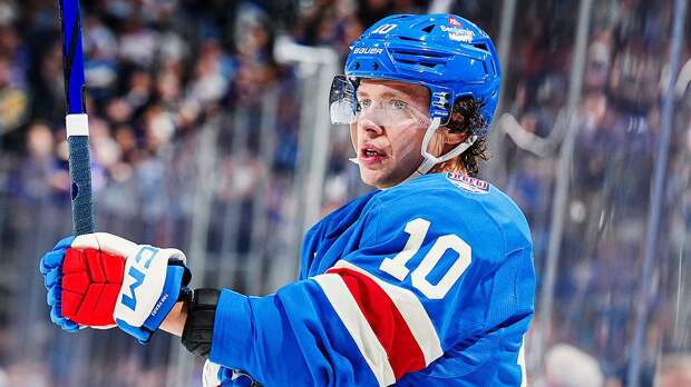 Панарин вышел на 2-е место по очкам в матчах «Зимней классики» НХЛ