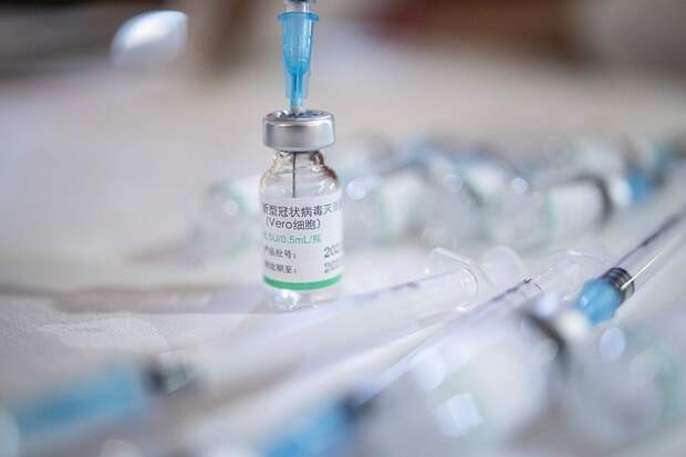 ВОЗ рекомендовала китайскую вакцину от коронавируса Sinopharm для экстренного применения