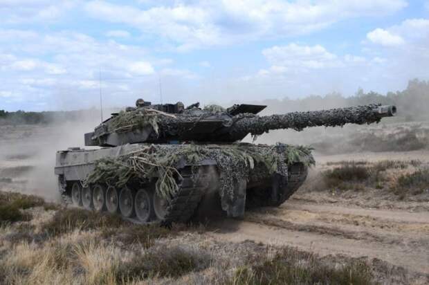 Замглавы МИД Украины признал нехватку танков для контрнаступления ВСУ