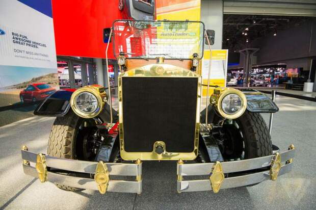 Безлошадный экипаж за 450 тысяч долларов Безлошадный экипаж за 450 тысяч долларов авто, карета, электромобиль