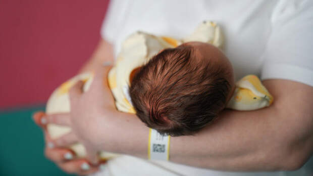 В Минздраве назвали средний возраст россиянок, рожающих первого ребенка