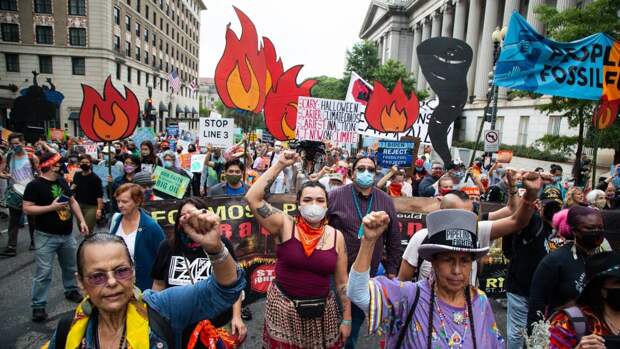 Около 600 экоактивистов были задержаны на акциях протеста в Вашингтоне