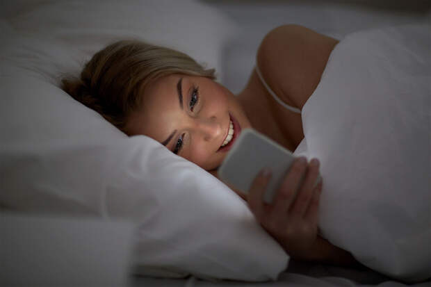 Врач Сараев: о зависимости от соцсетей говорит игнорирование базовых нужд