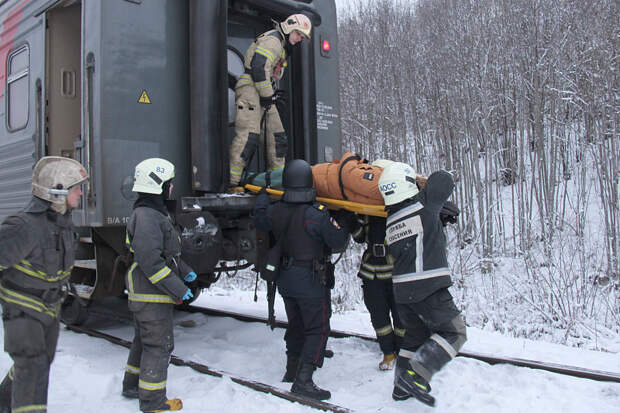 На железной дороге в Архангельской области обезвредили условных террористов