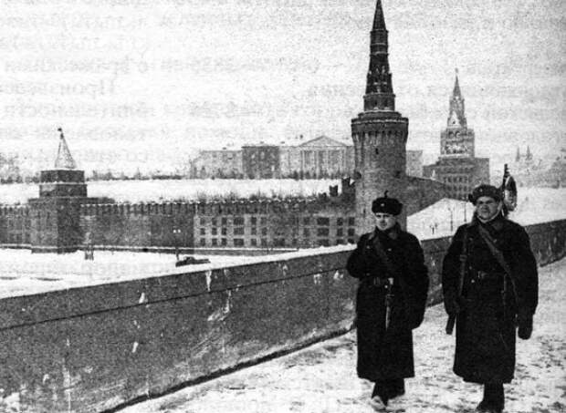 Как советские художники и архитекторы прятали Москву от фашистских бомбардировщиков