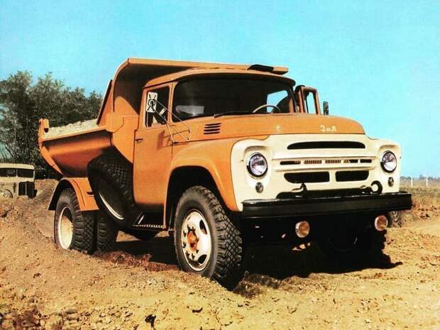 В 1930 году для выпуска на заводе была закуплена лицензия на американский грузовик «Аутокар-5С» , который впоследствии массово выпускался под названием ЗИС-5 СССР, автомобили, грузовик, зил