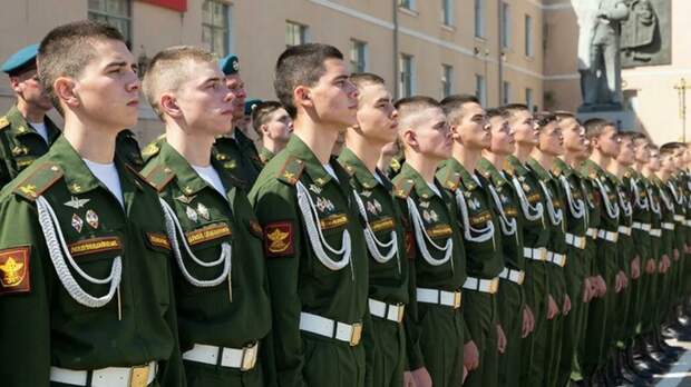 Правительство РФ разрешило получать отсрочку от армии без посещения военкомата