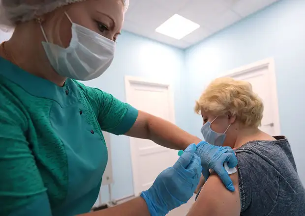 «Поддержит и рестораны, и туристическую отрасль»: в Москве летние веранды можно будет посещать без QR-кода до 1 августа