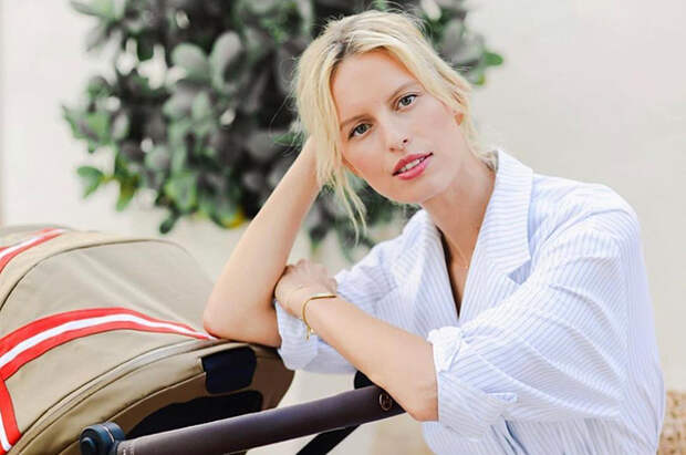 Каролина Куркова стала мамой в третий раз