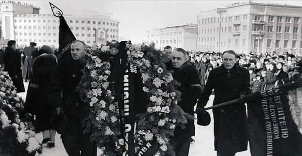 proshhanie-Stalin3.jpeg