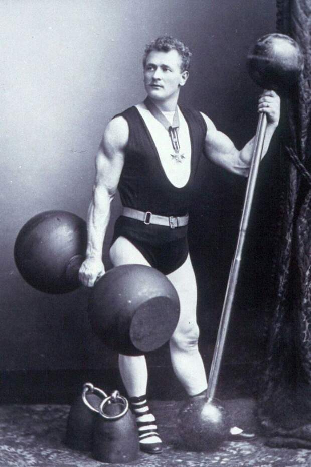 Юджин Сэндоу. Юджин Сэндоу.