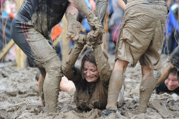 Суровые соревнования на выносливость Tough Mudder