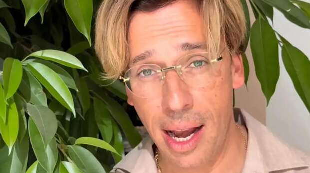 Россияне предложили Галкину* облизать озеро