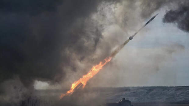 Зеленский намерен открыть второй фронт: дефицит ракет и удары по Белоруссии