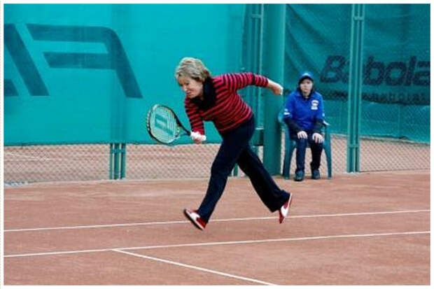 Валентина Матвиенко играет в теннис всячина, жизнь, интересное, политики, умеют, факты, хобби