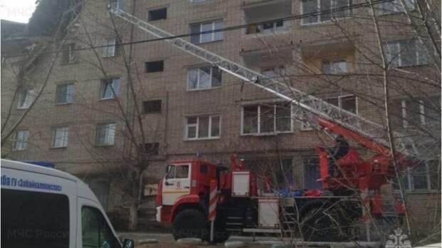 Причиной взрыва в жилом доме в Чите названа разгерметизация газового баллона