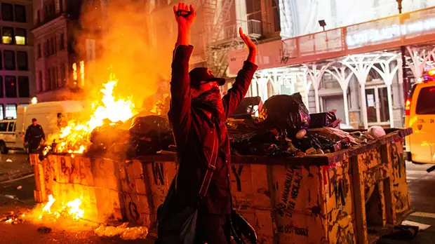 «Ситуация сравнима с Великой депрессией»: почему в США обвиняют в организации протестов Россию и антифашистов